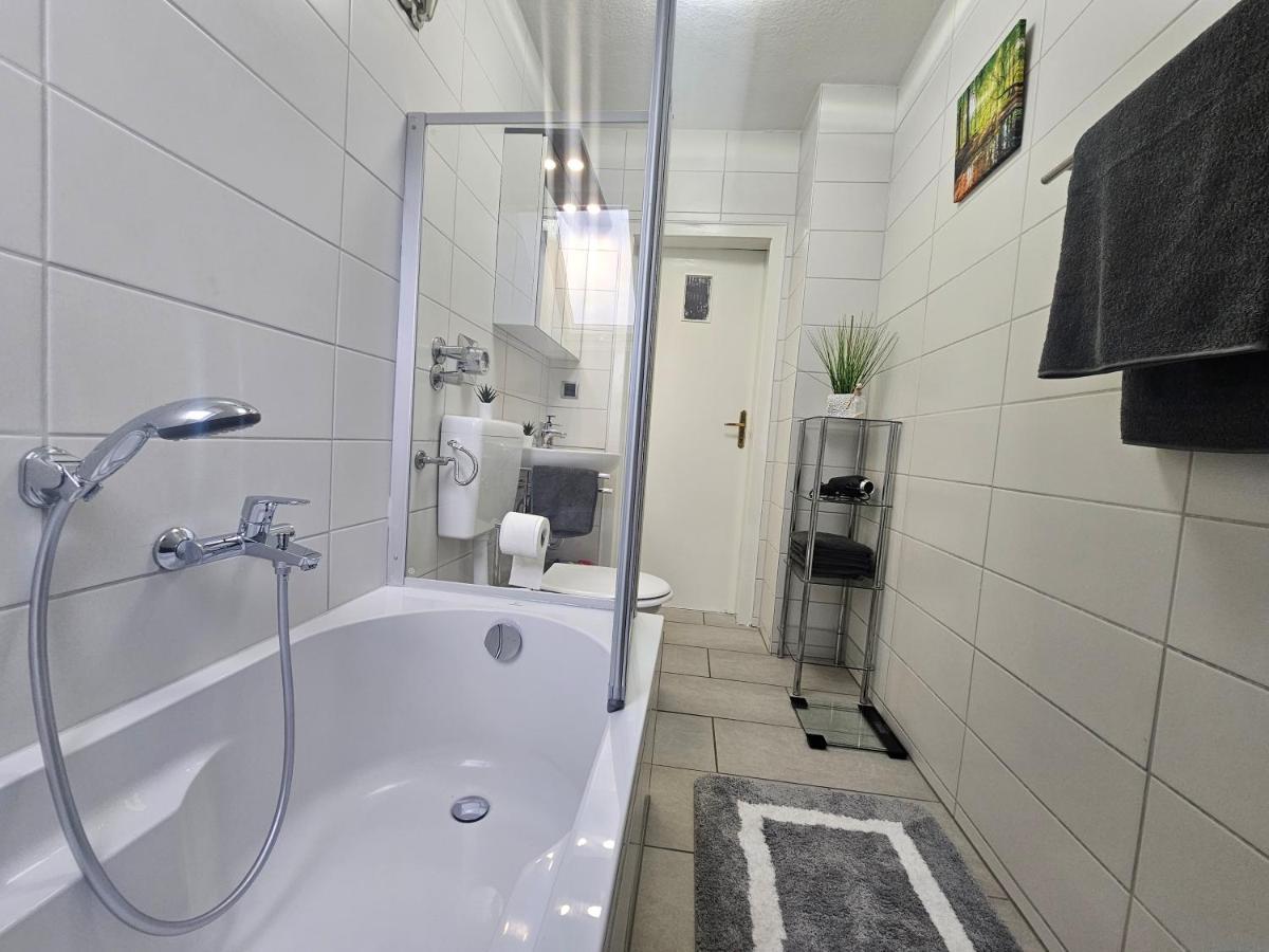 Exklusives Und Helles Dachgeschoss-Apartment No 3 Im Zentrum Von Kassel, Schnelles 1Gbit Internet, Geschirrspueler, Boxspringbetten Exteriör bild