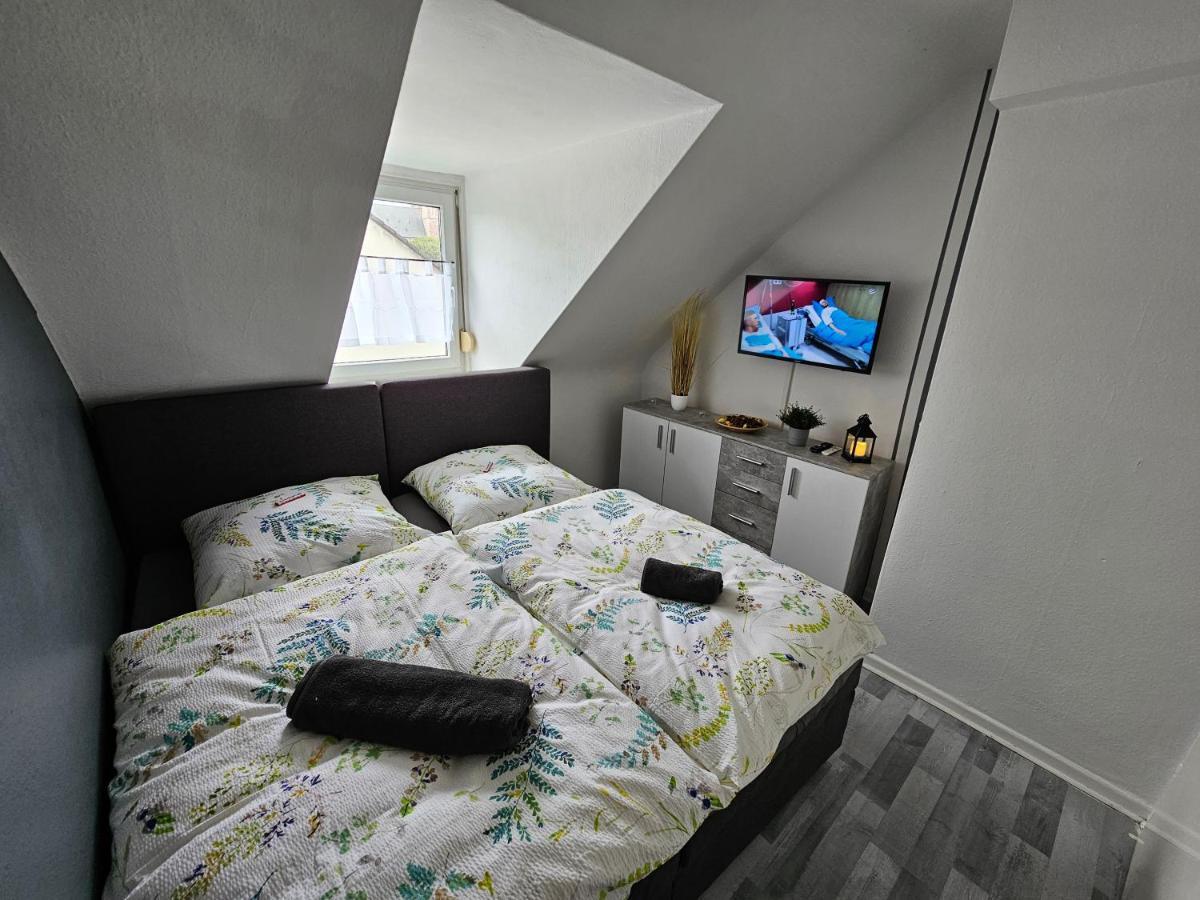 Exklusives Und Helles Dachgeschoss-Apartment No 3 Im Zentrum Von Kassel, Schnelles 1Gbit Internet, Geschirrspueler, Boxspringbetten Exteriör bild