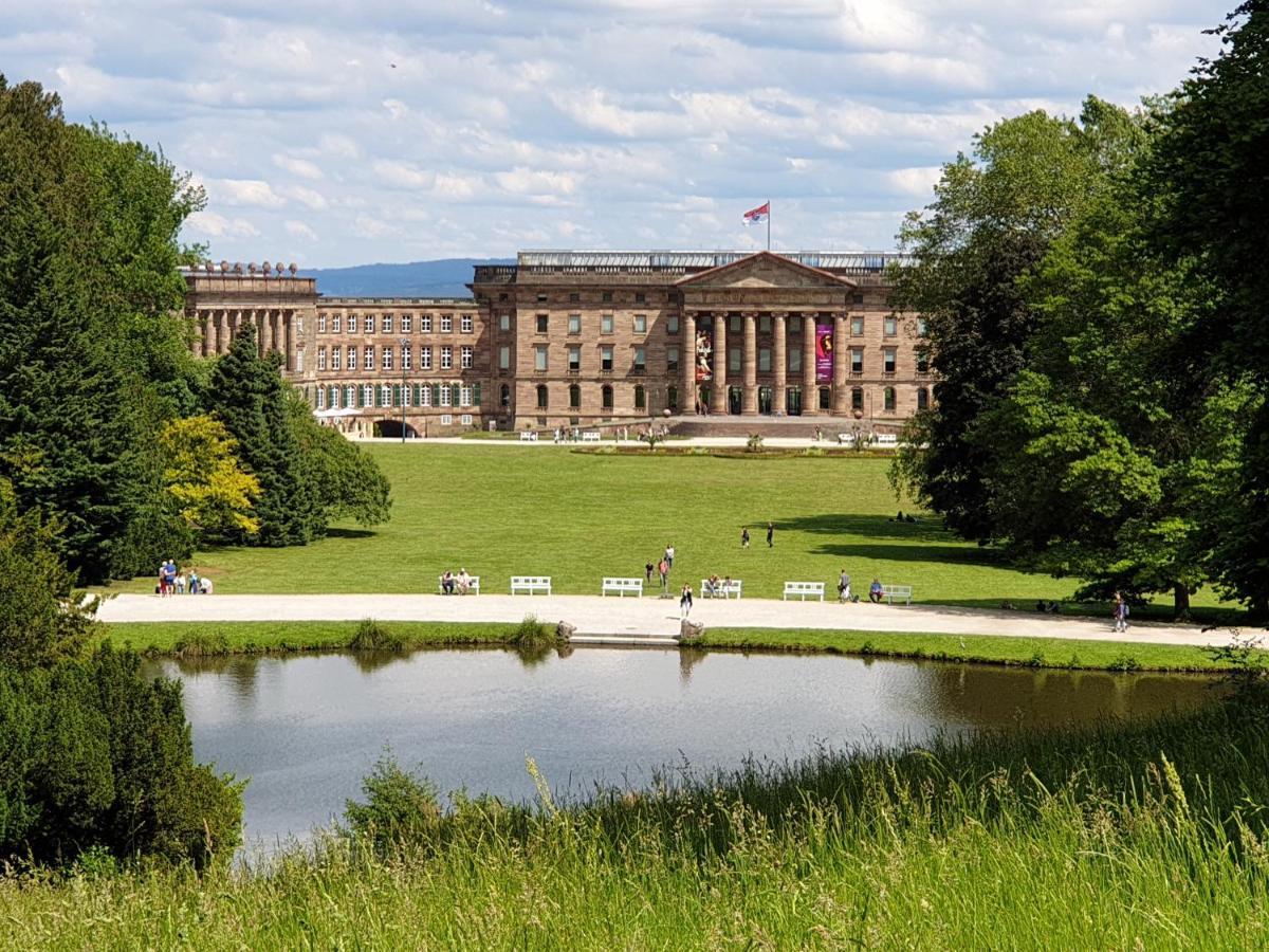 Exklusives Und Helles Dachgeschoss-Apartment No 3 Im Zentrum Von Kassel, Schnelles 1Gbit Internet, Geschirrspueler, Boxspringbetten Exteriör bild